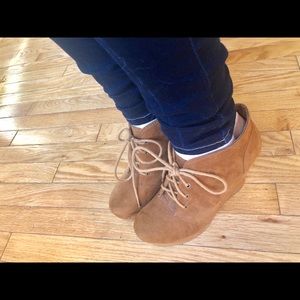 Soda bootie platform shoes